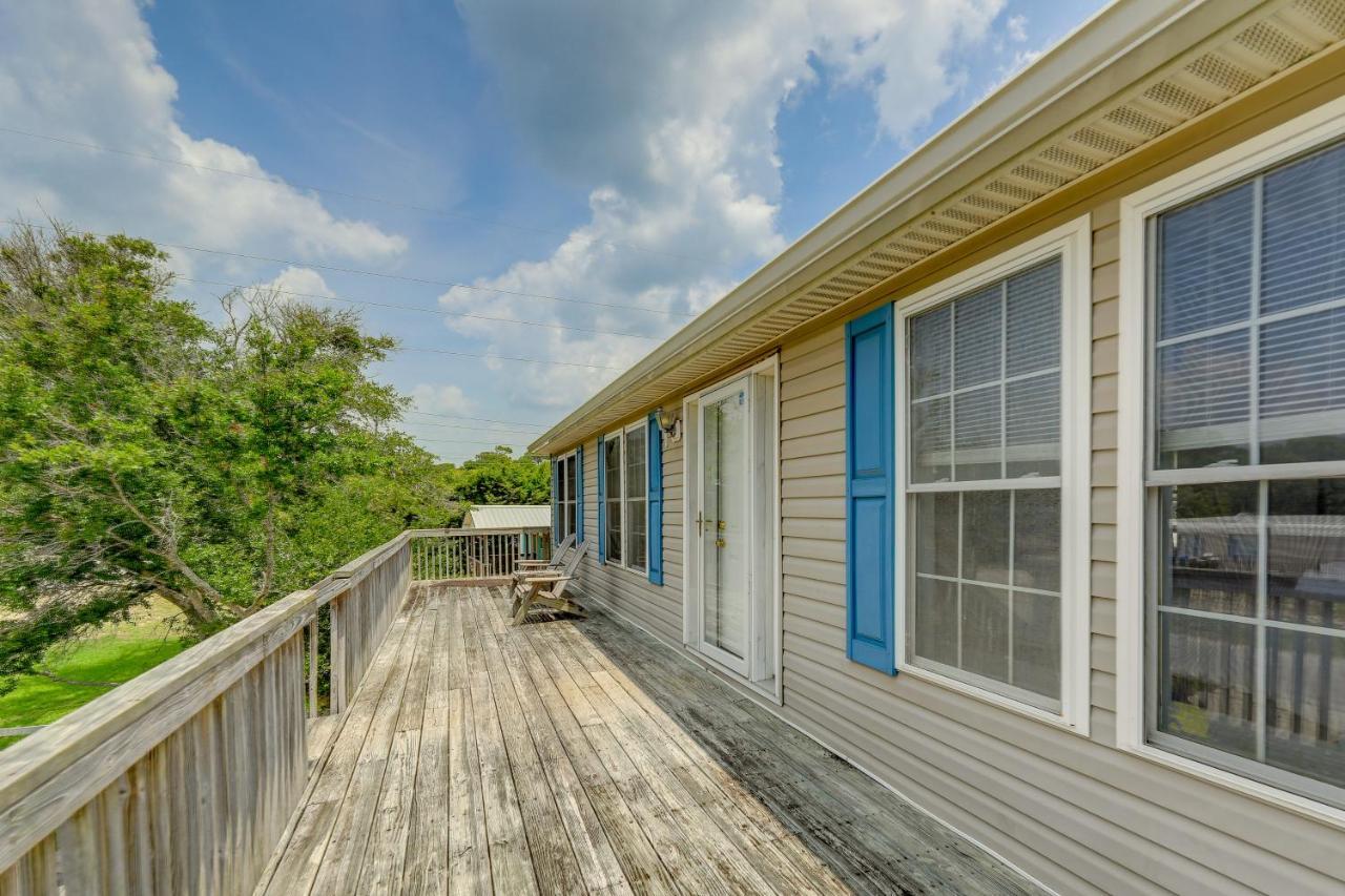 Coastal Emerald Isle Retreat With Deck And Grill! Экстерьер фото