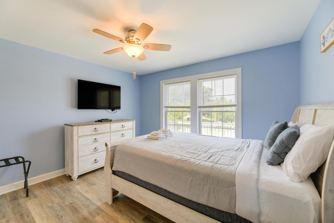 Coastal Emerald Isle Retreat With Deck And Grill! Экстерьер фото