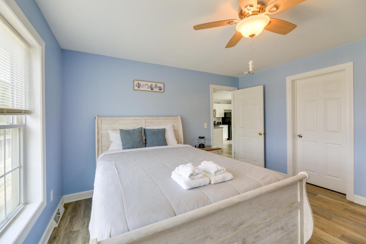 Coastal Emerald Isle Retreat With Deck And Grill! Экстерьер фото